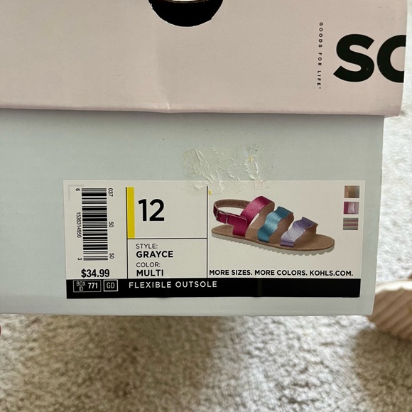 Girl’s Sandals - Picture 8 of 10